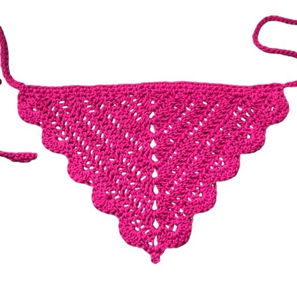 Handmade Crochet Scalloped Edge Open Weave Pink Bandana - Picture 8 of 15